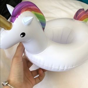 Go float unicorn drink holder🦄